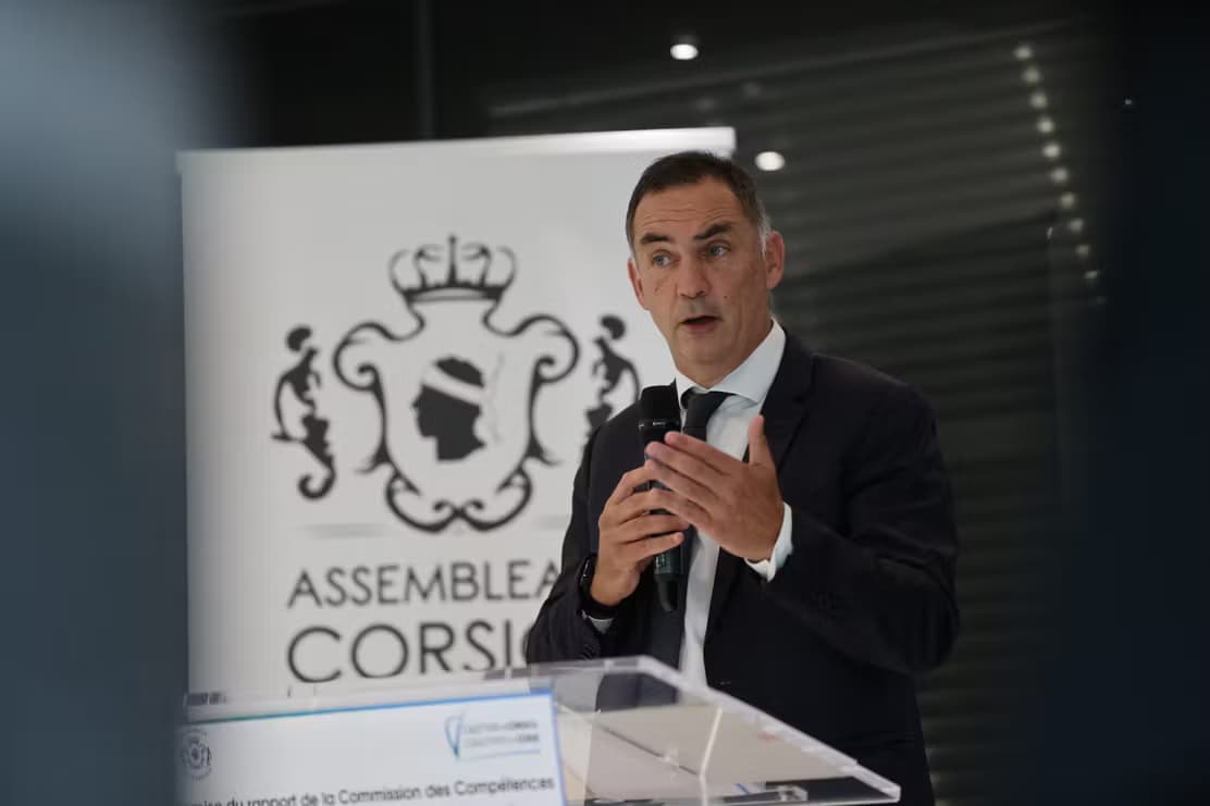 Simeoni lâche la Corse pour reconquérir Bastia