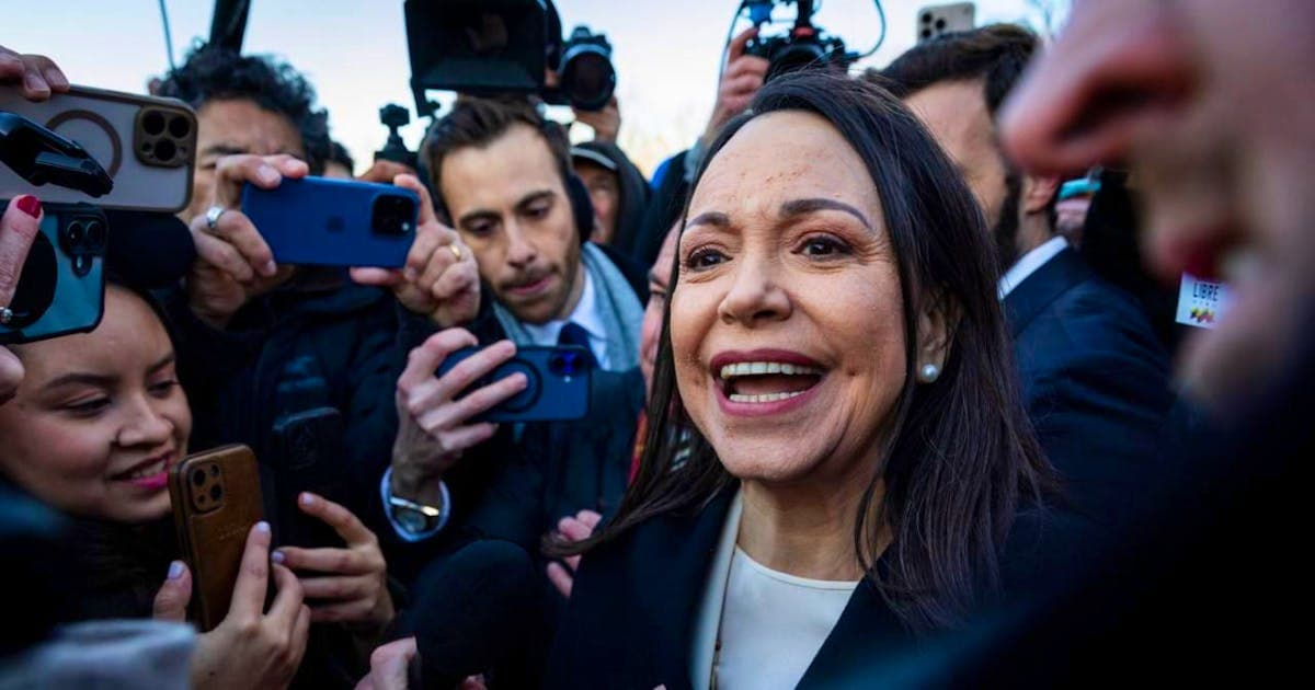 Maria Machado remet sa médaille Nobel à Trump : geste symbolique