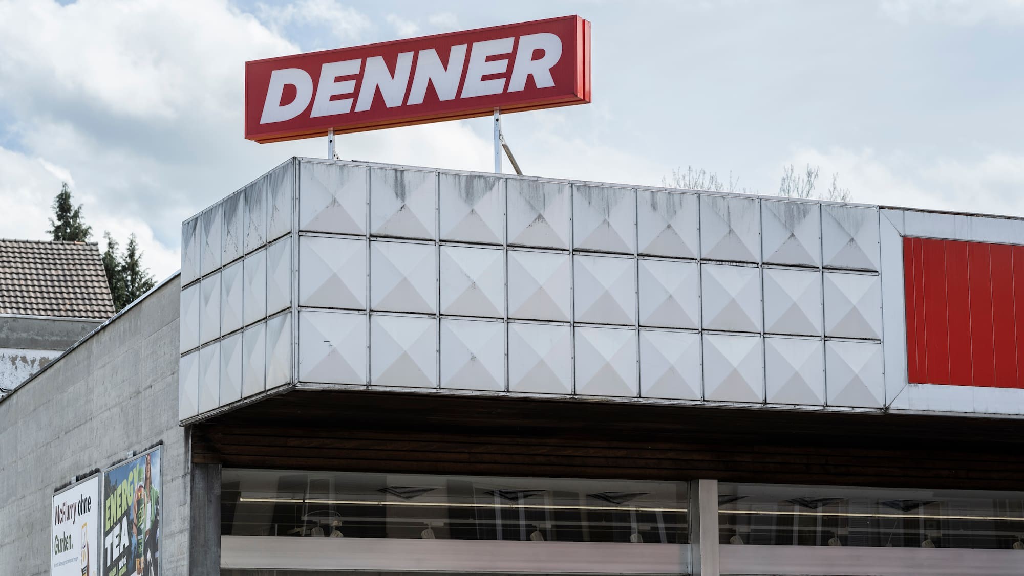 Crise chez Denner : le carcan de Migros étouffe le discounter