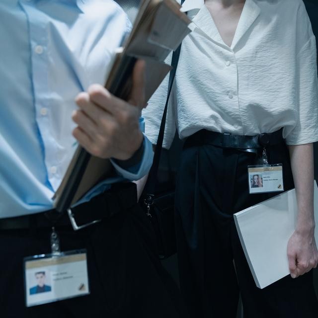 Porte-à-porte des ONG : des pratiques qui interrogent en Suisse romande