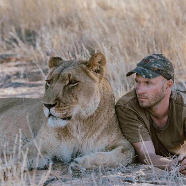 Sirga et Valentin Grüner : une amitié sauvage qui redessine la conservation au Botswana